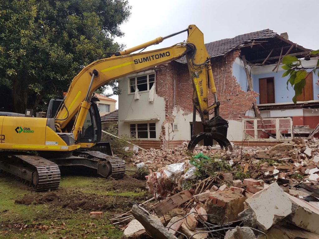 Image of our demolition contractors deconstructing a home in Perth